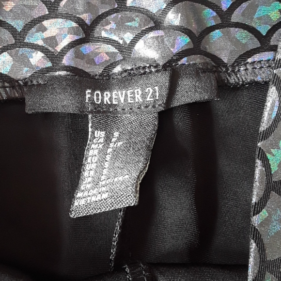 Cool mermaid looking forever21 size s leggings - Picture 2 of 2